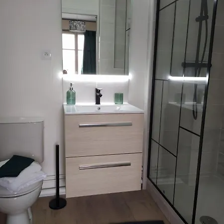 Oiqia • Industriel 아파트